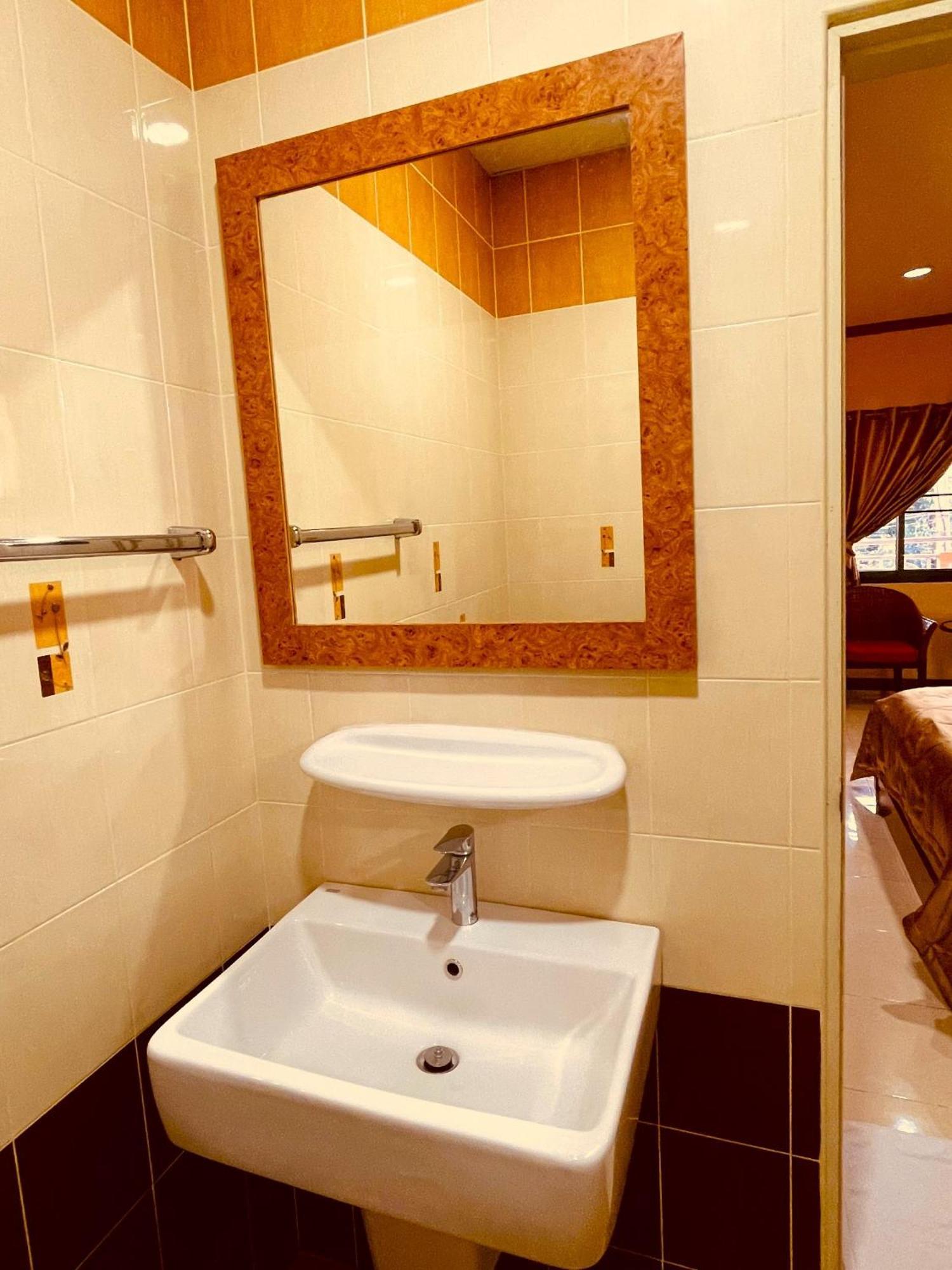 Mini Cost Apartment&Guesthouse Chiang Mai Buitenkant foto
